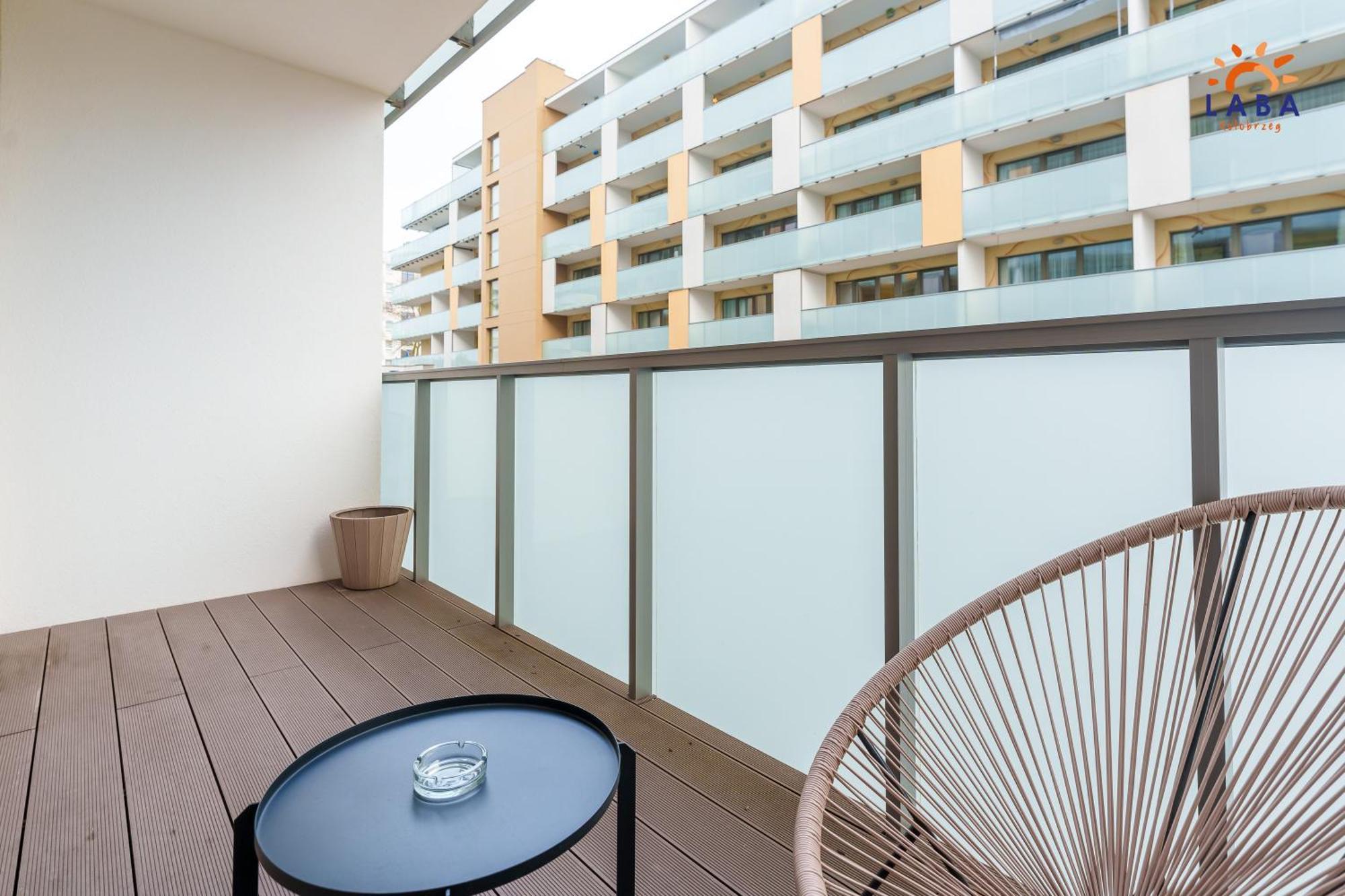 Laba Kolobrzeg Apartamenty Kasprowicza 20Ab Exterior foto