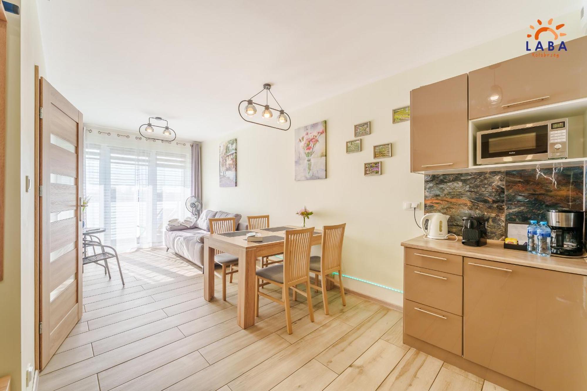 Laba Kolobrzeg Apartamenty Kasprowicza 20Ab Exterior foto